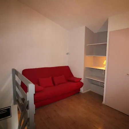 Duplex 2p Au Pied Des Pistes Avec Balcons - En Oisans - Fr-1-297-102 *